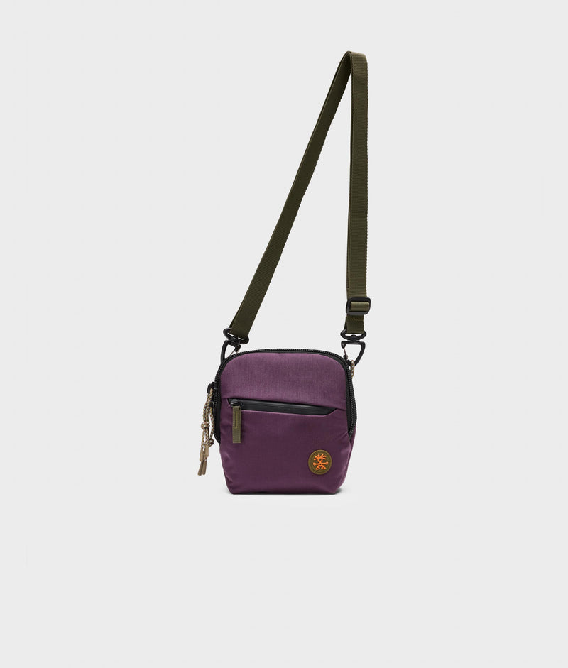 | Colour: Acai