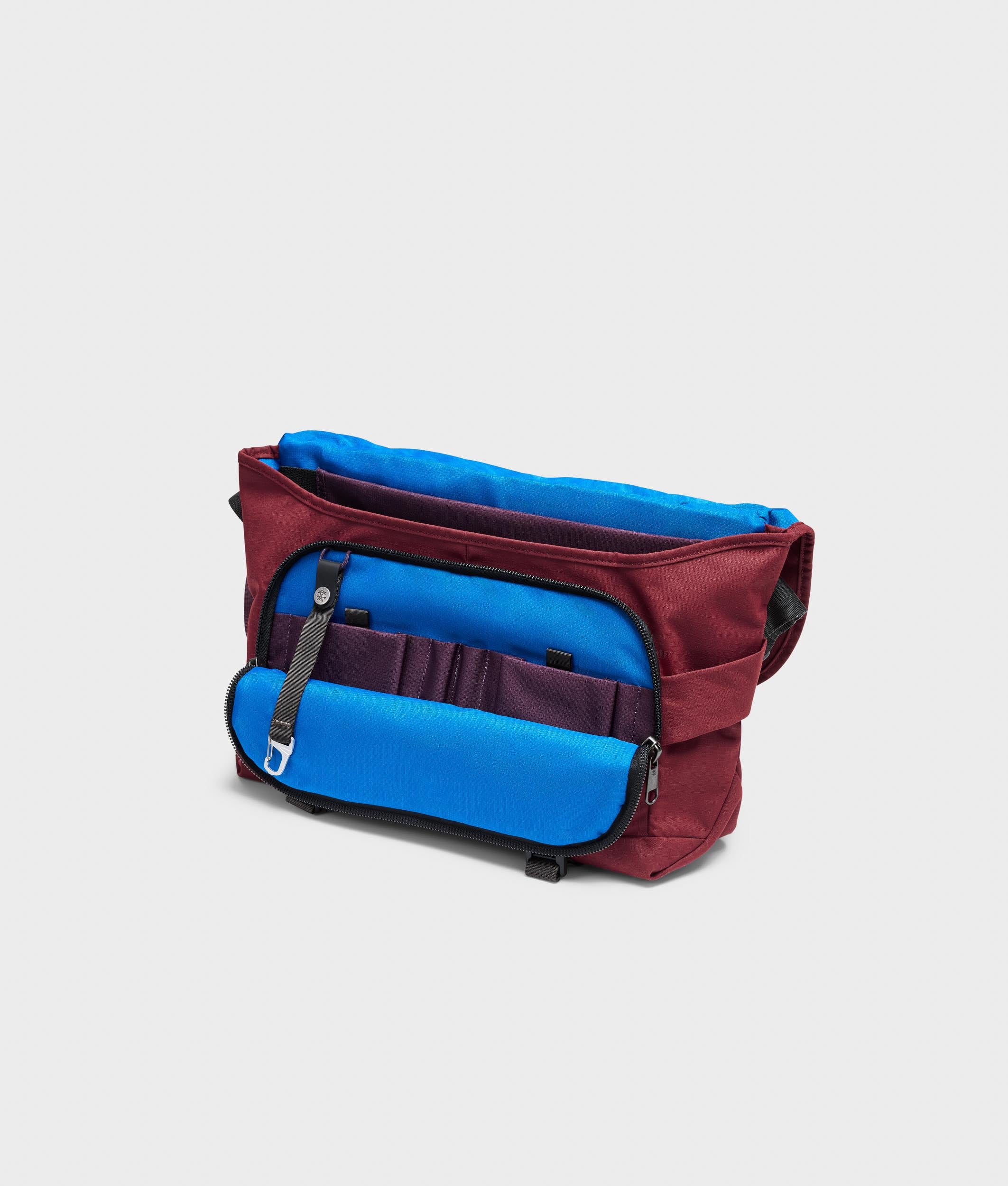 Brace Brace Brace – Crumpler Australia