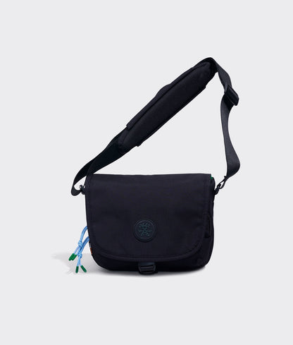 | Colour: Black