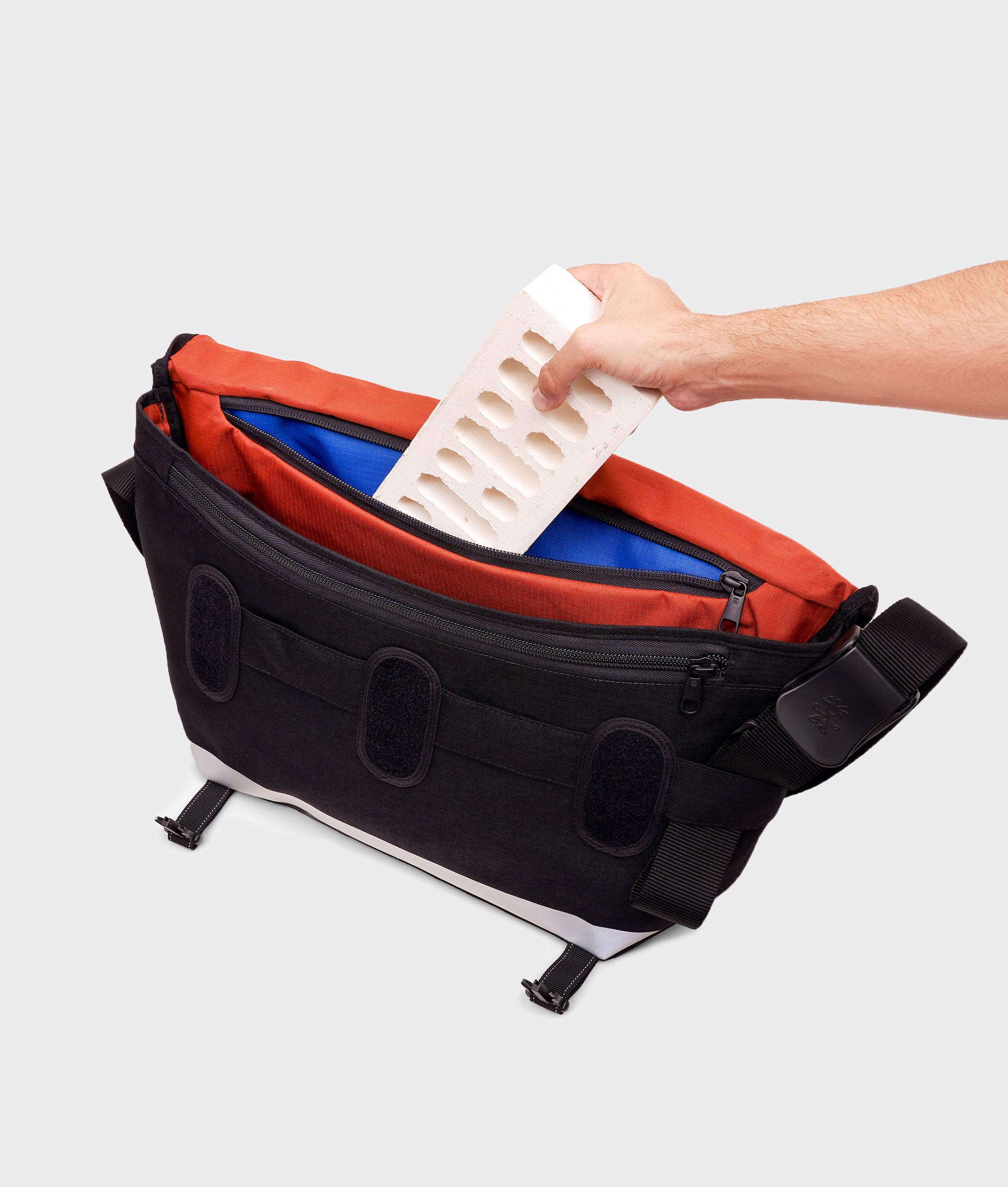 Complete Seed - Large Messenger Bag - Crumpler Australia
