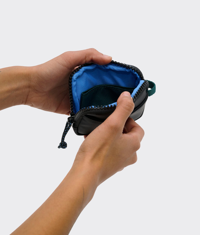 | Colour: Black (Veggie Leather)