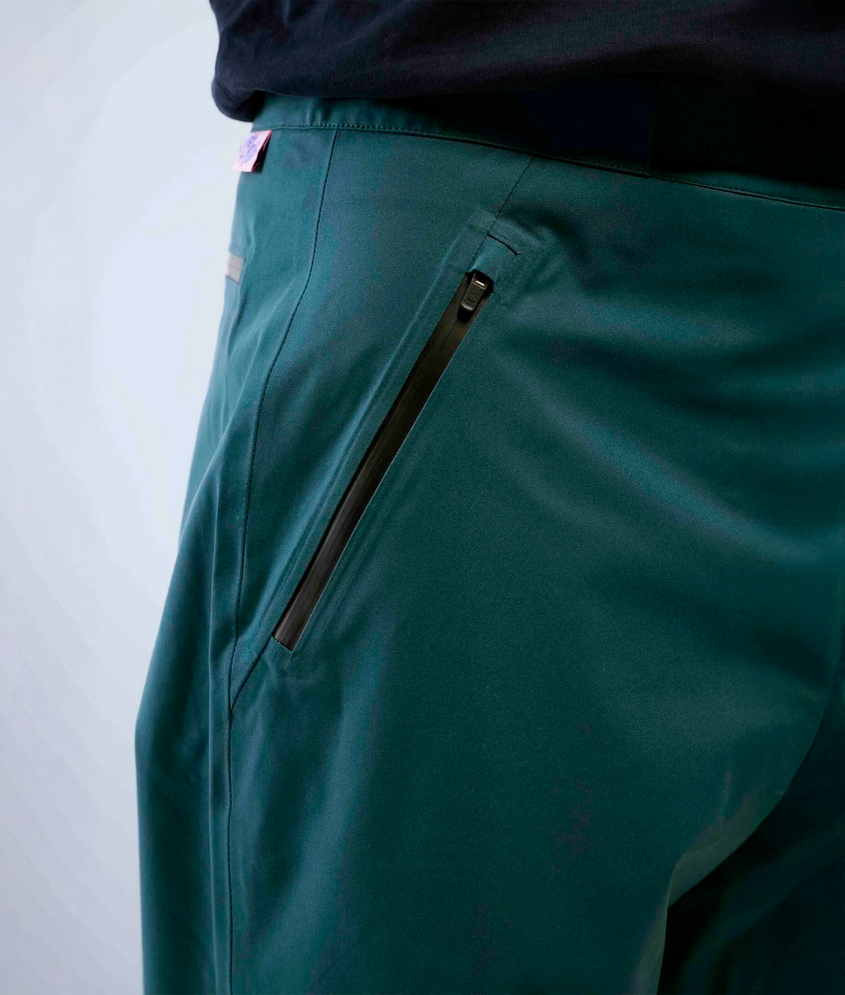 | Colour: Forest Green