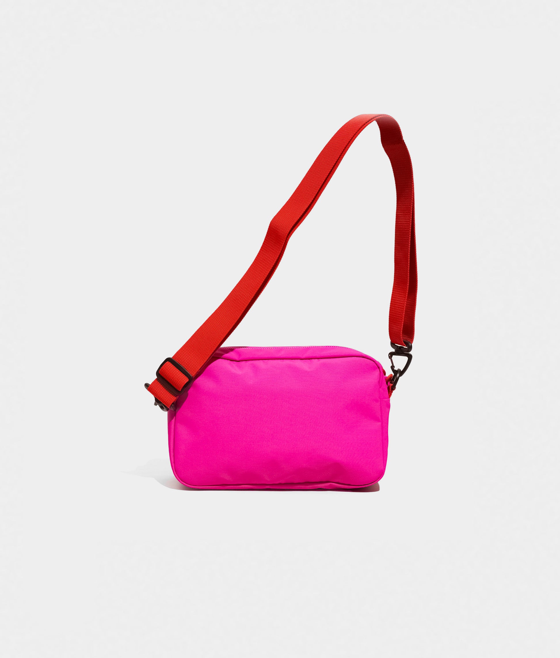 | Colour: Fuchsia