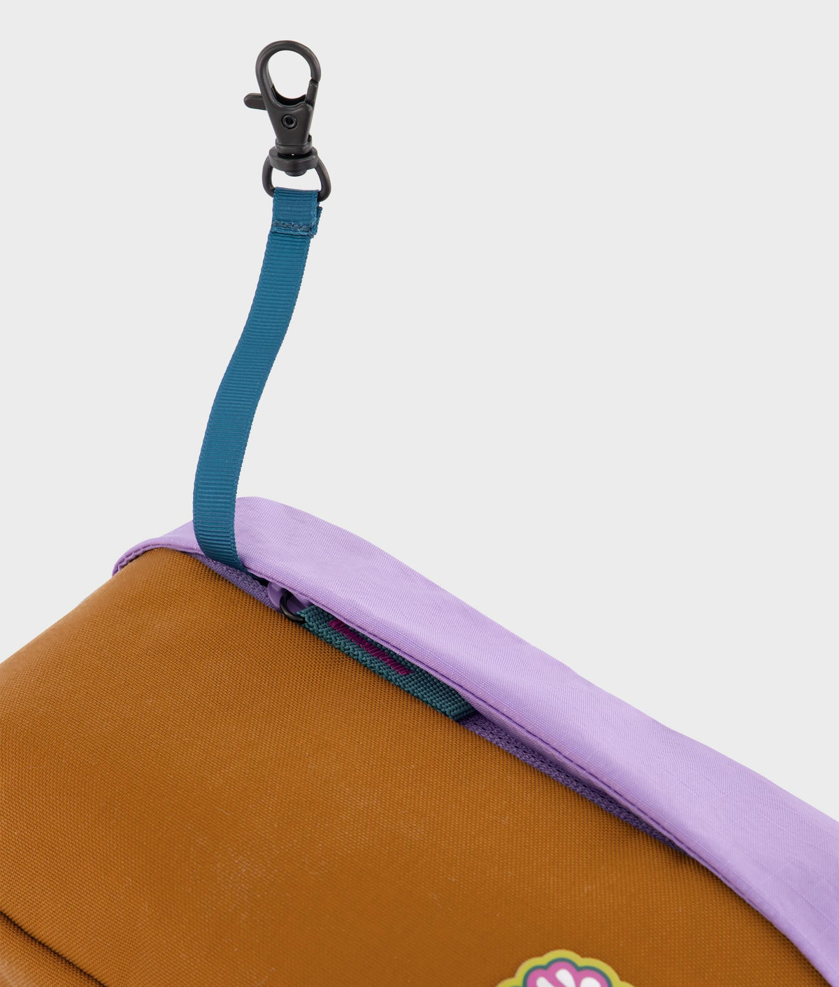 | Colour: Camel Splice