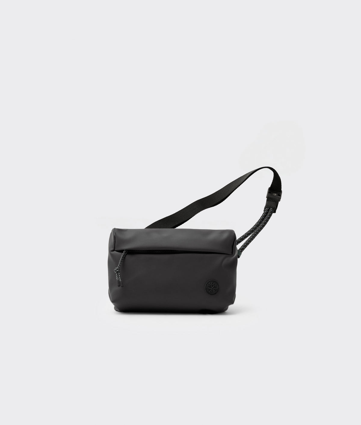 | Colour: Black
